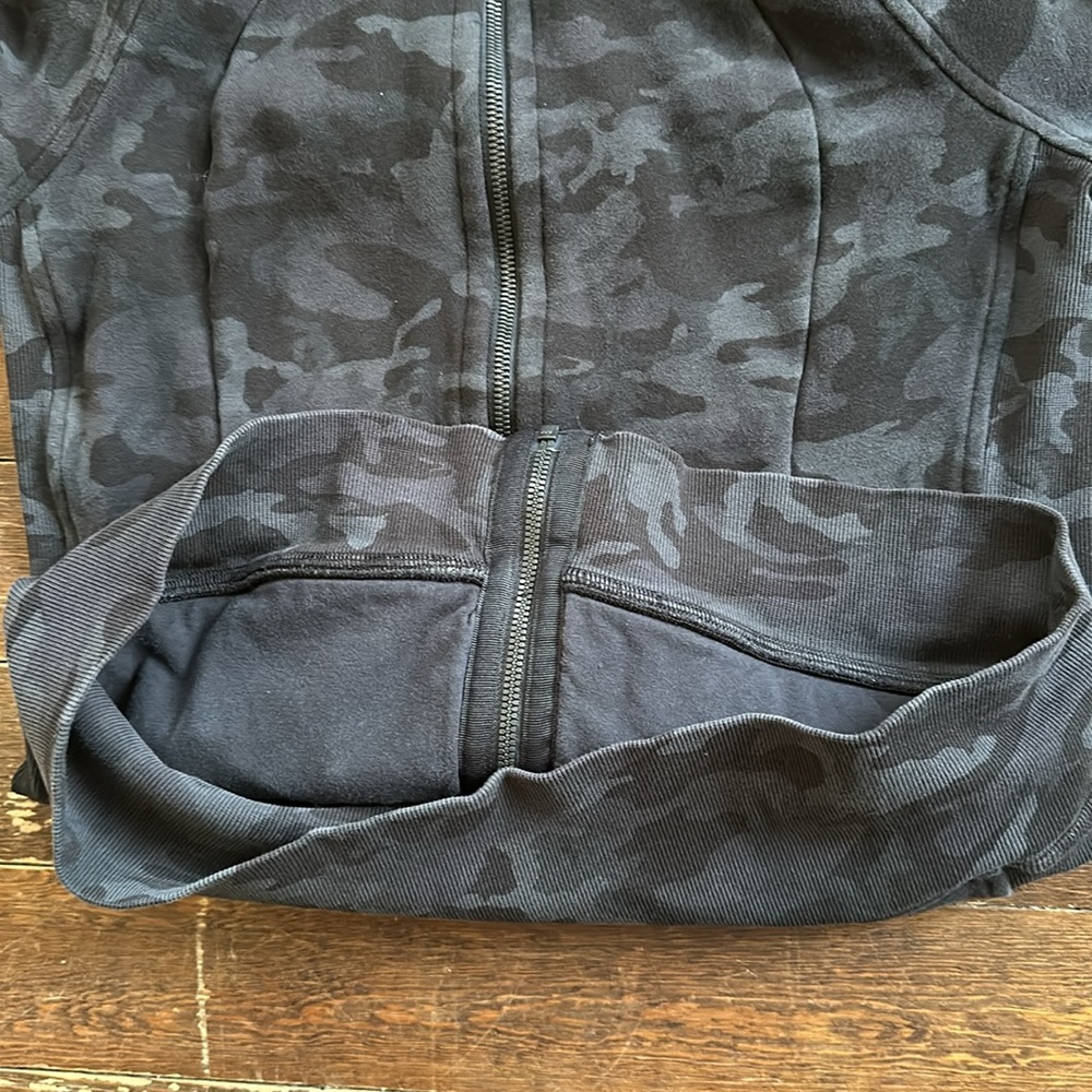 Lululemon Scuba Hoodie *Light Cotton Fleece - Picture 8 of 13